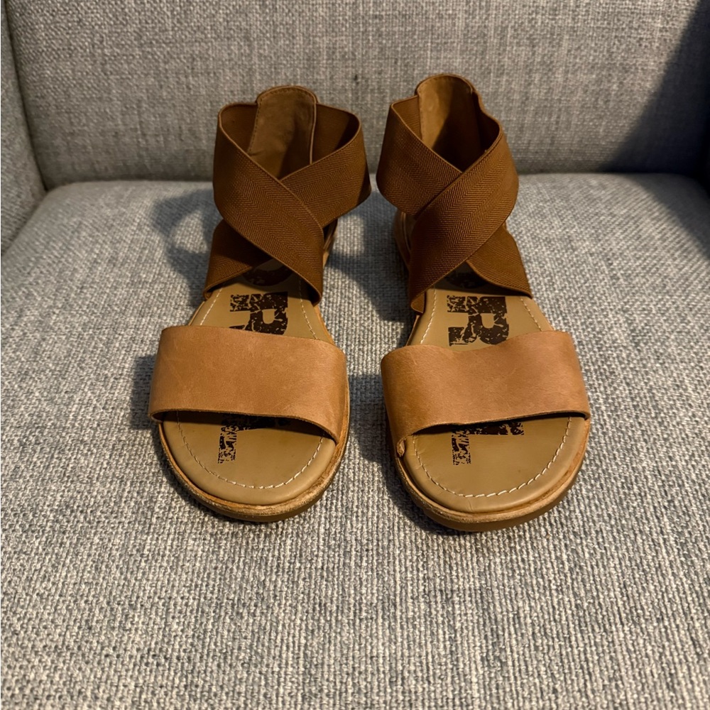 Sorel Brown Leather Sandals Casual Minimalist Design